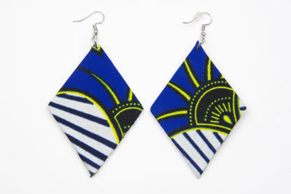Boucles d'oreilles wax losange bleu blanc jaune noir - tissu recyclé artisanal - légères élégantes