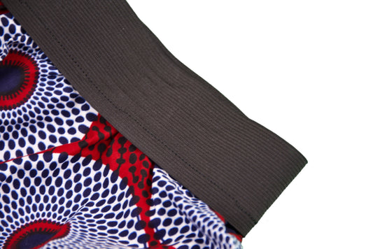 Détail de la jupe wax Cocody avec gaine intégrée et motif Disque