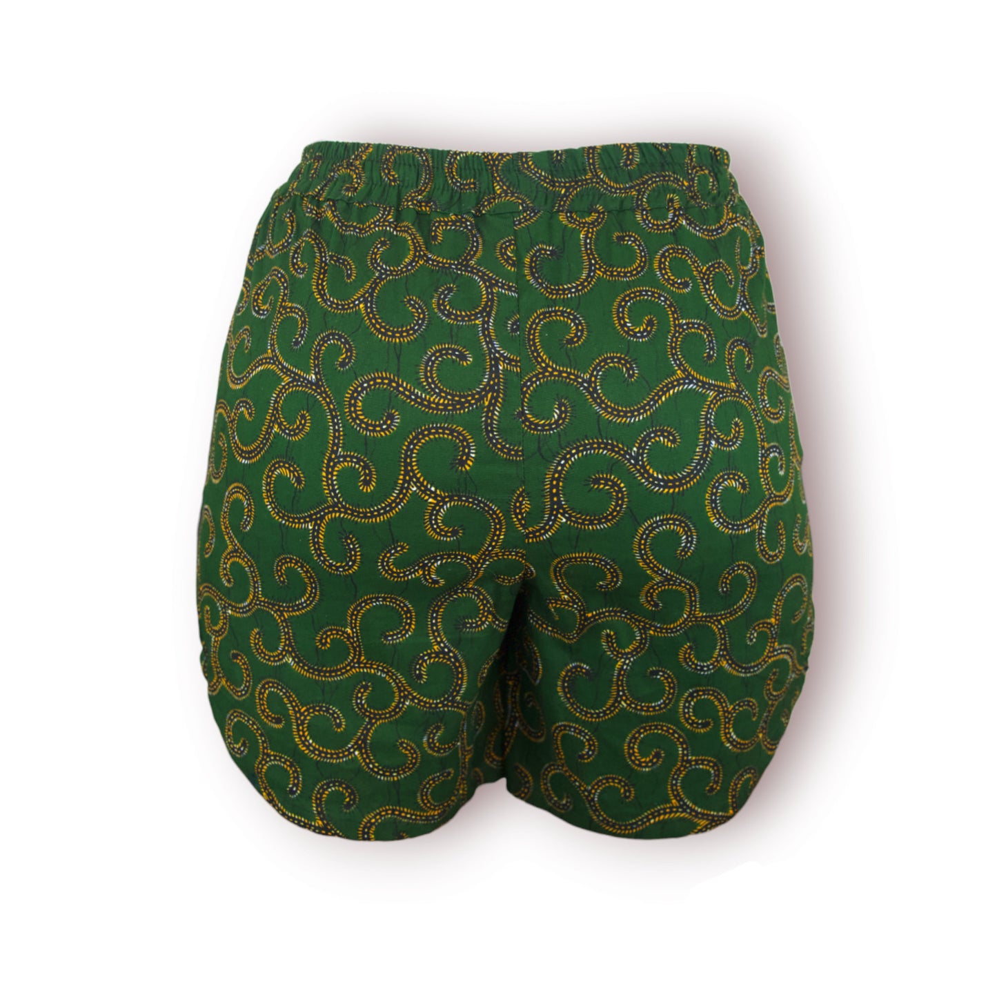 Vue dos short femme en tissu wax vert forêt à motifs spirales jaune et noir pointillés avec ceinture élastique - Djêkoo Wax

