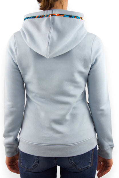 Sweat à capuche bio femme bleu ciel en wax véritable Djêkoo Wax, vue de dos