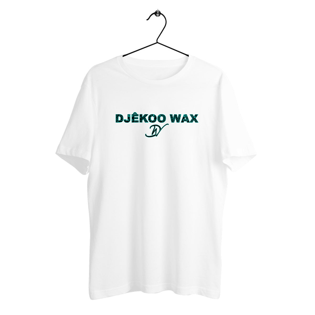 T-shirt unisexe blanc sur cintre en coton biologique avec logo Djêkoo Wax imprimé vert émeraude - Vêtement africain durable