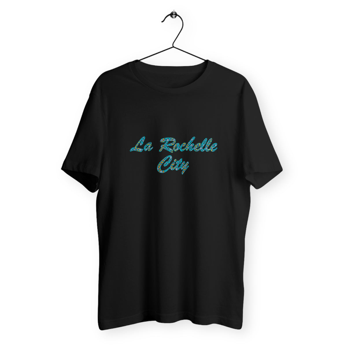 T-shirt unisexe noir sur cintre en coton biologique avec inscription cursive La Rochelle City remplie de motifs wax bleu turquoise et jaune - Djêkoo Wax